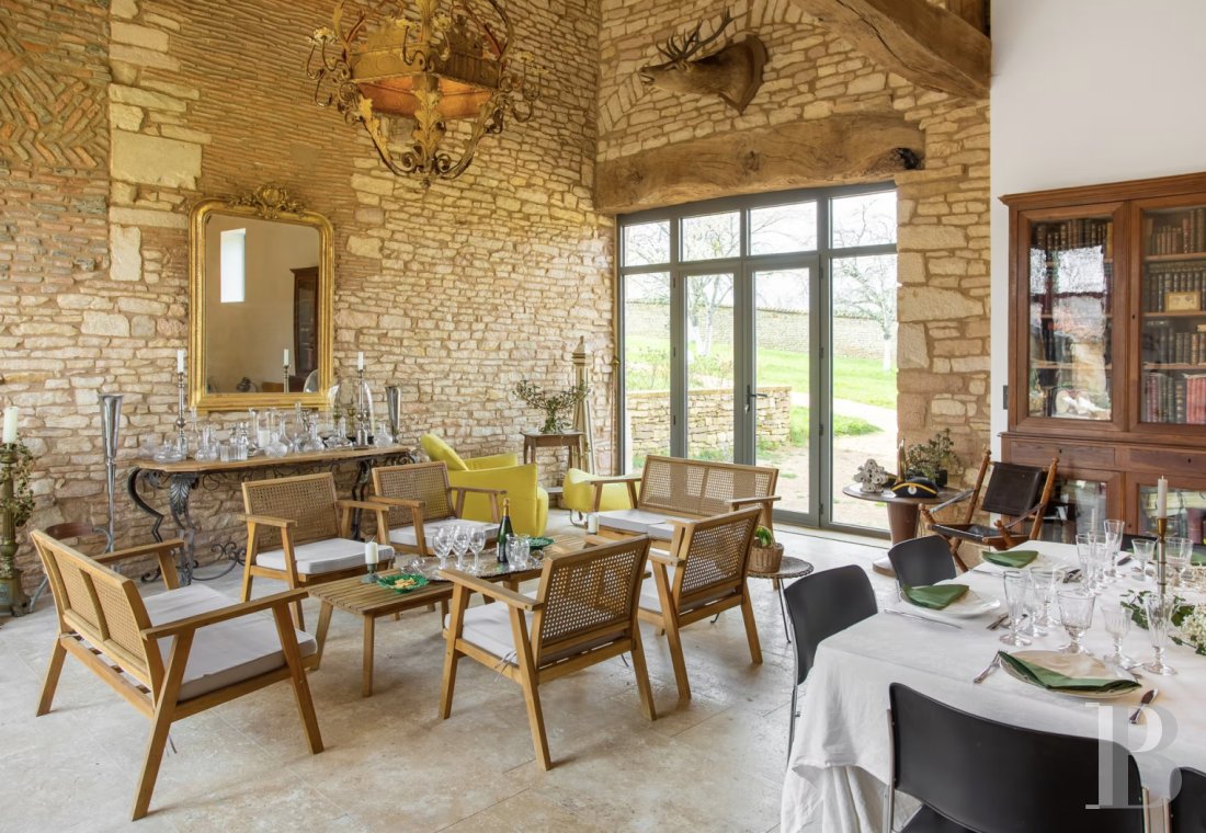 En Saône-et-Loire, dans le village de Lancharre, deux maisons du 17e siècle dans un domaine dédié à la villégiature - photo  n°25